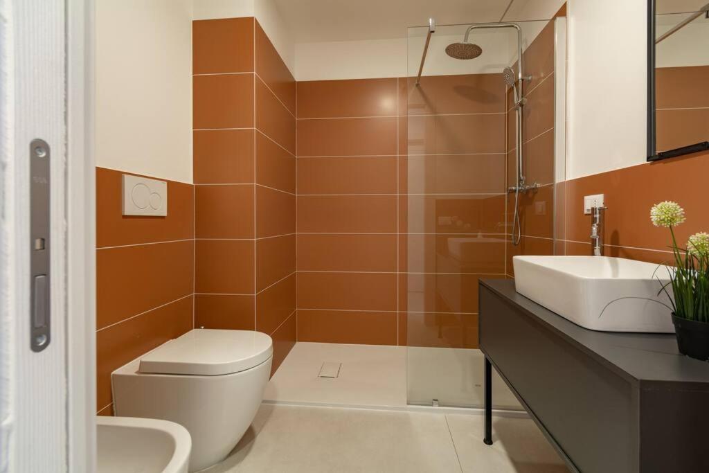 Champagne Loft Apartment Милано Екстериор снимка